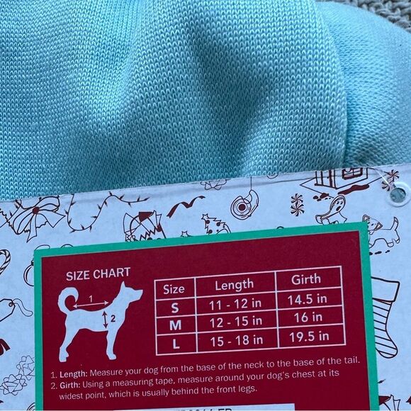 Feelin a Little Frosty Dog Holiday Hoodie Size Medium NWT Gift Christmas - Picture 4 of 6